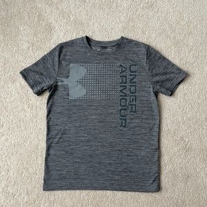 Boys Under Armour HeatGear t-shirt